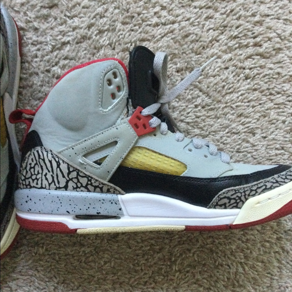 ๐ฅ๐ฅHOST PIC๐ฅ๐ฅJordan Sneakers - Picture 13 of 16